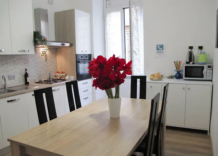 Falco House Couette-café *